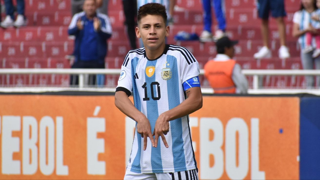 Selección Sub-17: Argentina goleó a Brasil y quedó entre los cuatro mejores