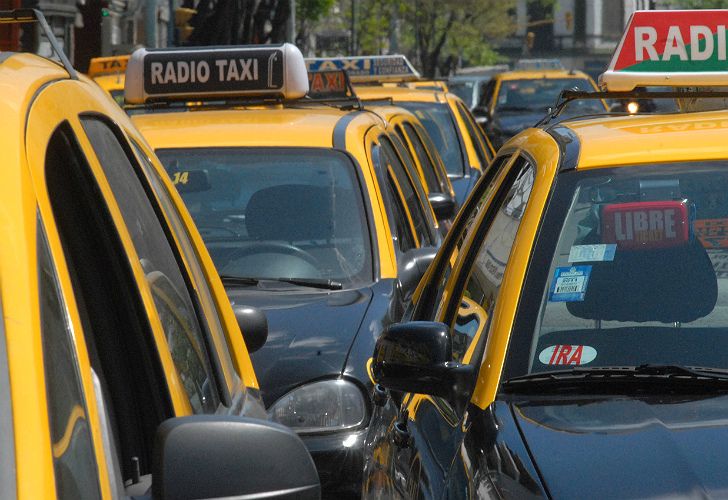 Taxis porteños suben 25% en junio