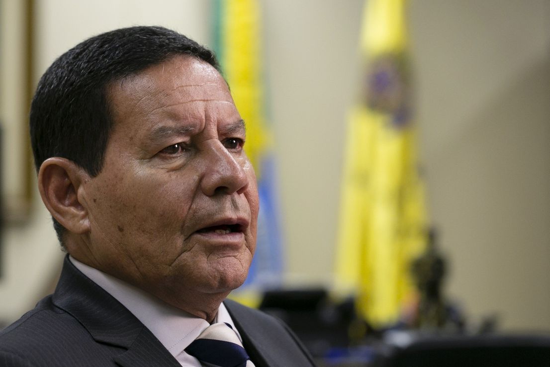 El vice de Jair Bolsonaro viajará a China en busca de inversiones
