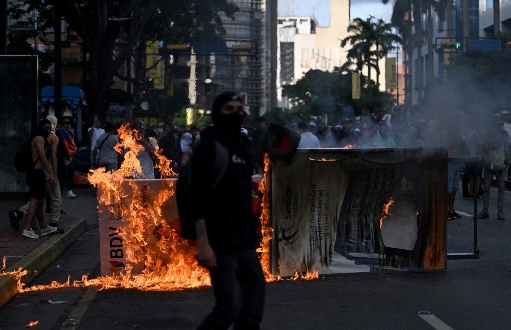 Fotos: la violencia se apoderó de Caracas en las protestas contra la cuestionada reelección de Maduro