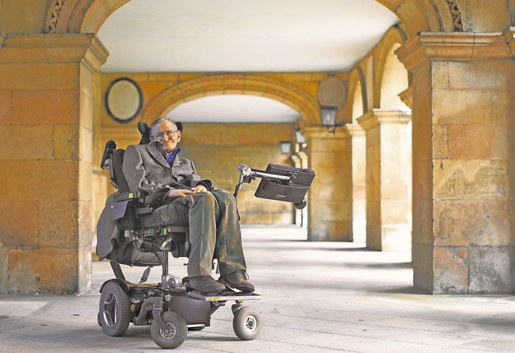 Científicos argentinos debaten sobre el real legado de Stephen Hawking