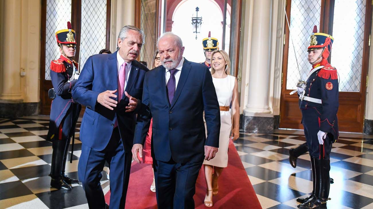 La trunca moneda común, de Sarney y Alfonsín a AF y Lula