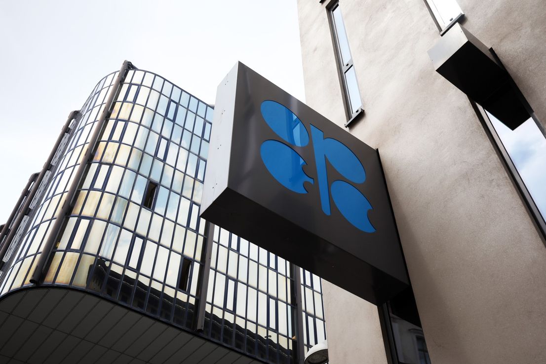 Comité de OPEP+ recomienda recorte de crudo sin acuerdo formal