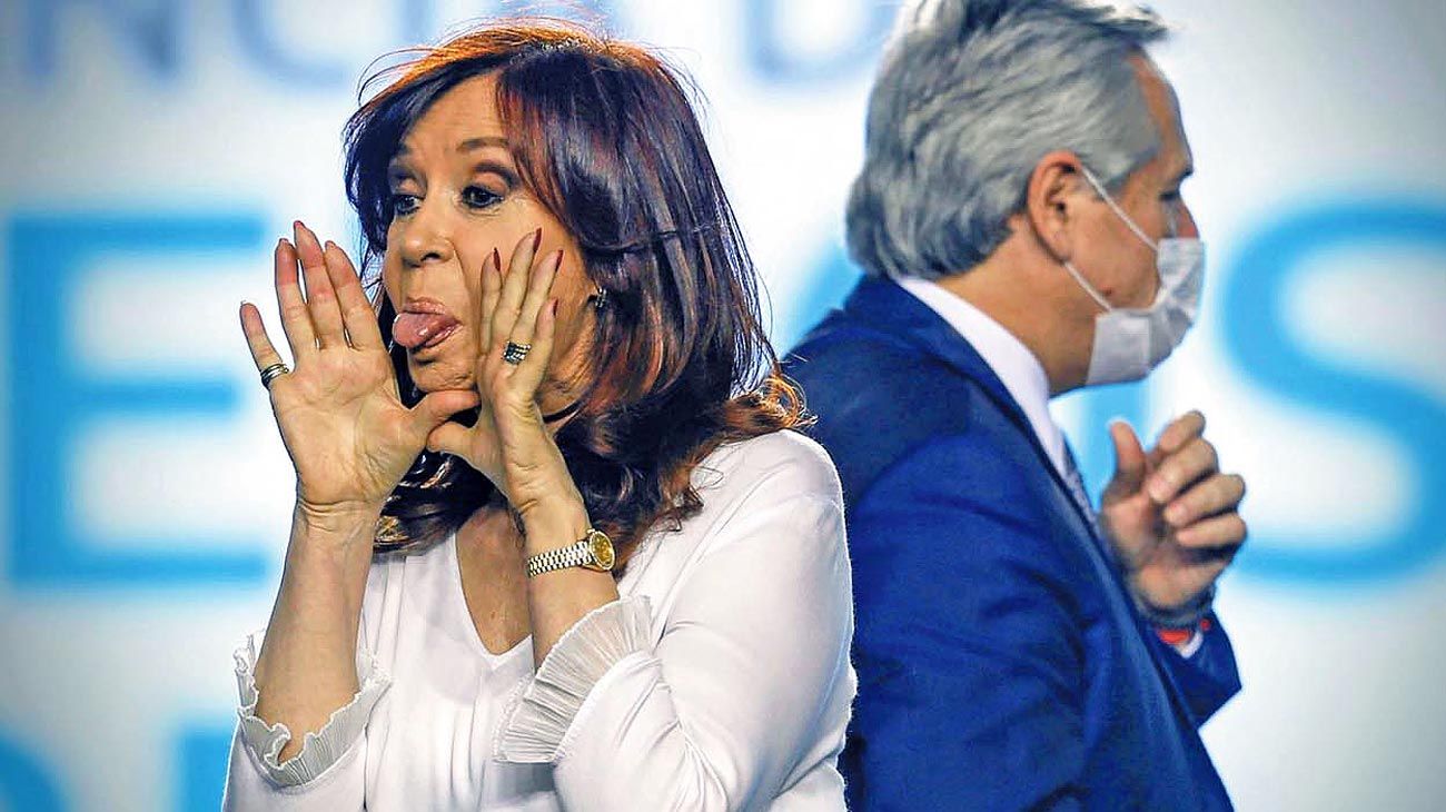 Alberto Fernández espera a que baje el "efecto Cristina" para "oxigenar" el Gabinete