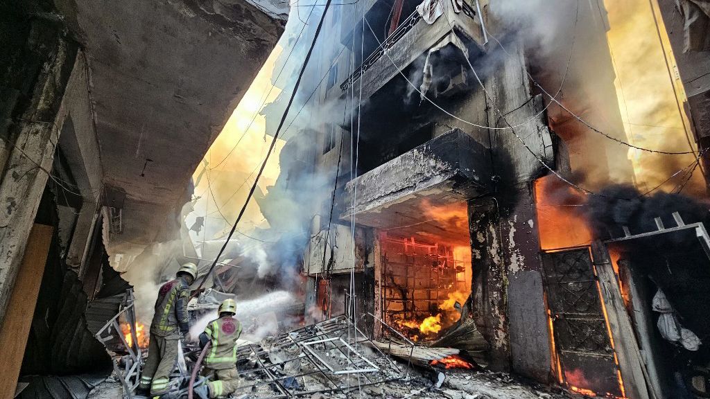 Israel voló un edificio de Beirut: 11 muertos, pero no saben si cayó el "alto cargo de Hezbolah" apuntado