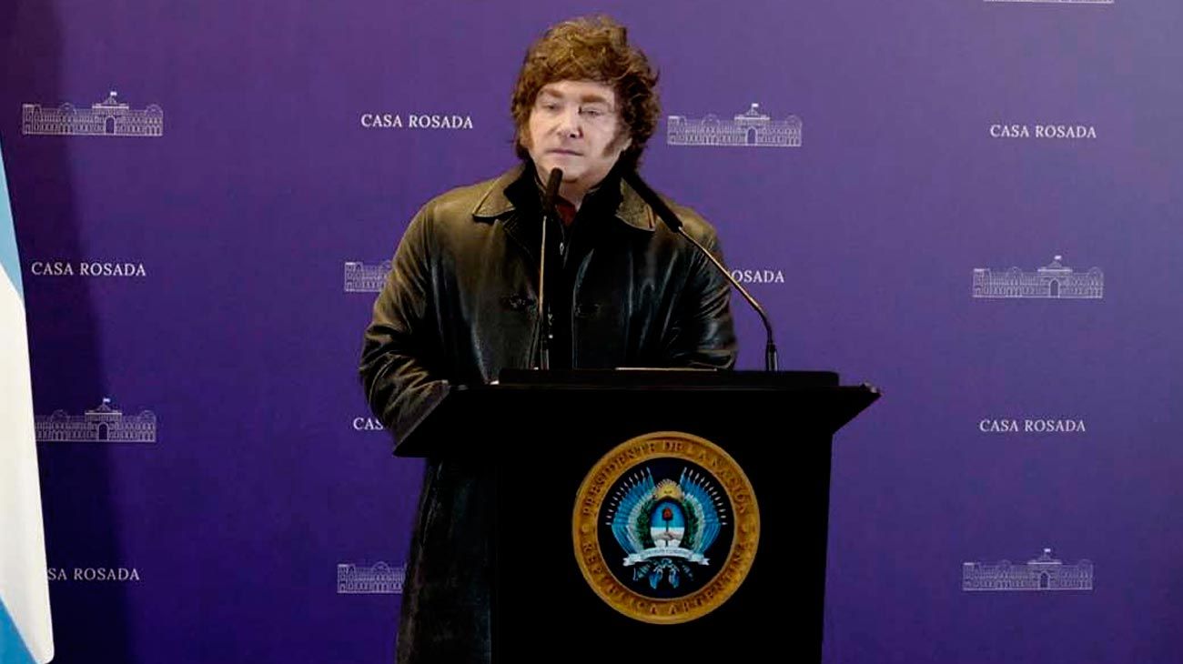 Comunicación del Gobierno: 14 mil piezas de difusión y $ 4.700 millones en un año y medio