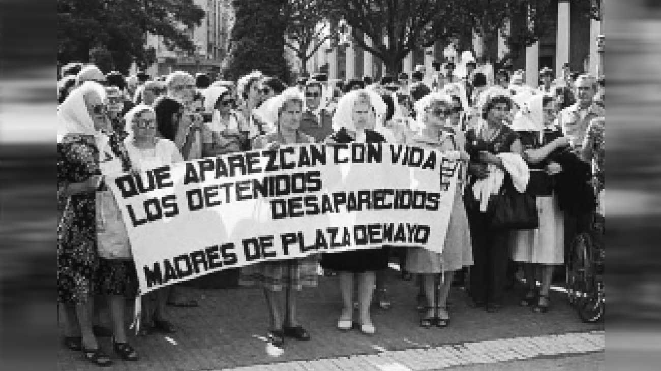 El feminismo siempre del lado de la democracia