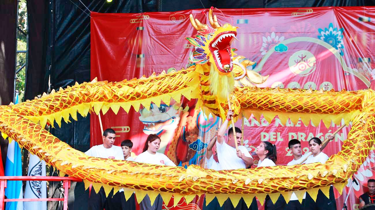 La comunidad china celebró la llegada del año del Dragón de Madera