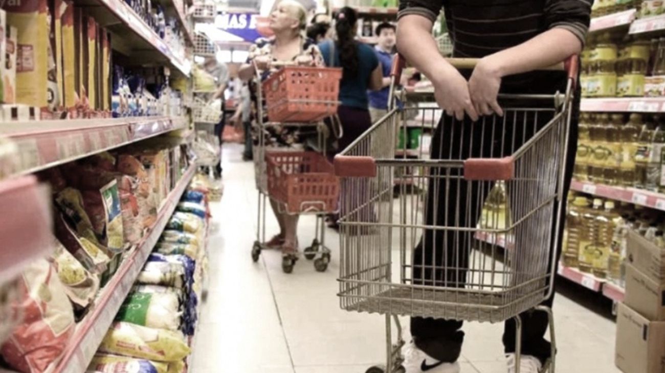 Se necesitan 140.000 pesos mensuales para no ser pobre