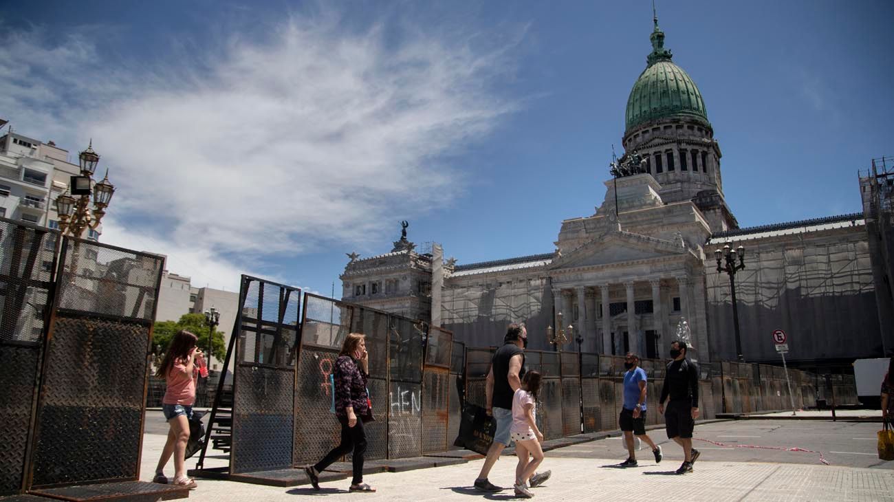 Aborto: cómo se ordenan hoy verdes y celestes frente al Congreso