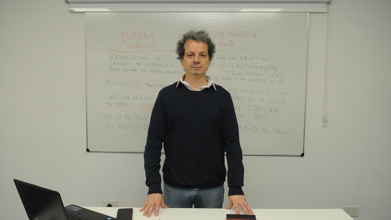 Gabriel di Meglio: “El 25 de mayo se convirtió en una fecha con un poder legitimador muy fuerte”