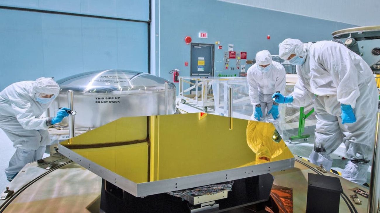 La NASA busca "instalar" una fábrica de espejos para telescopio en el espacio