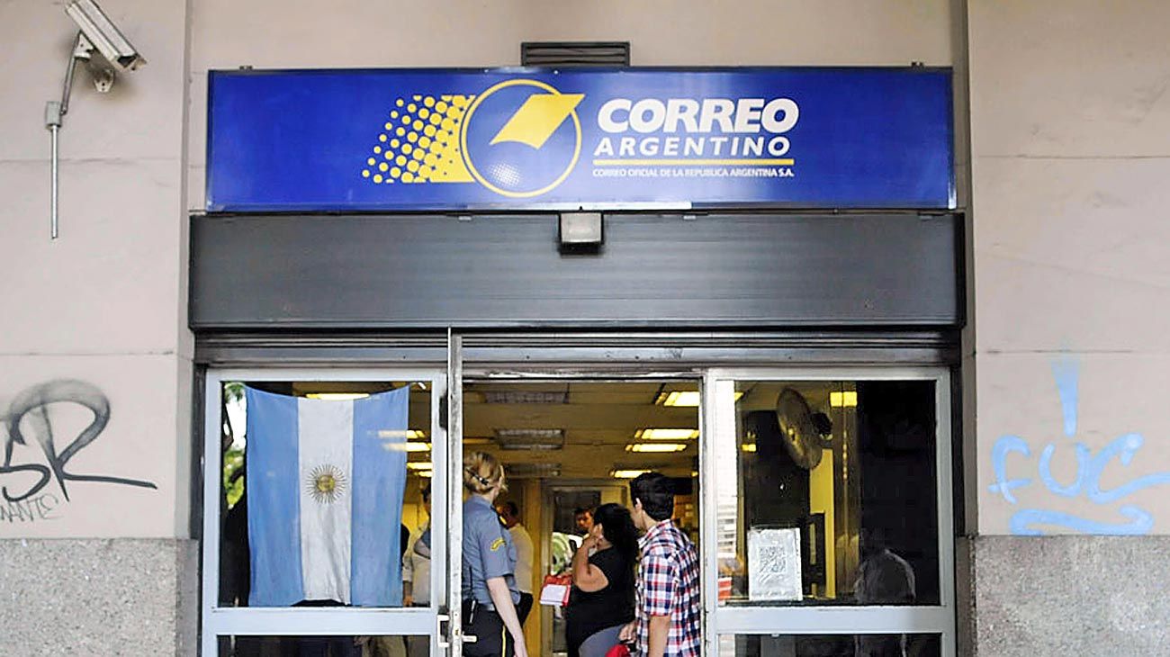 Cambiemos denuncia que el Gobierno intervino el Correo Argentino para "perseguir" a Mauricio Macri