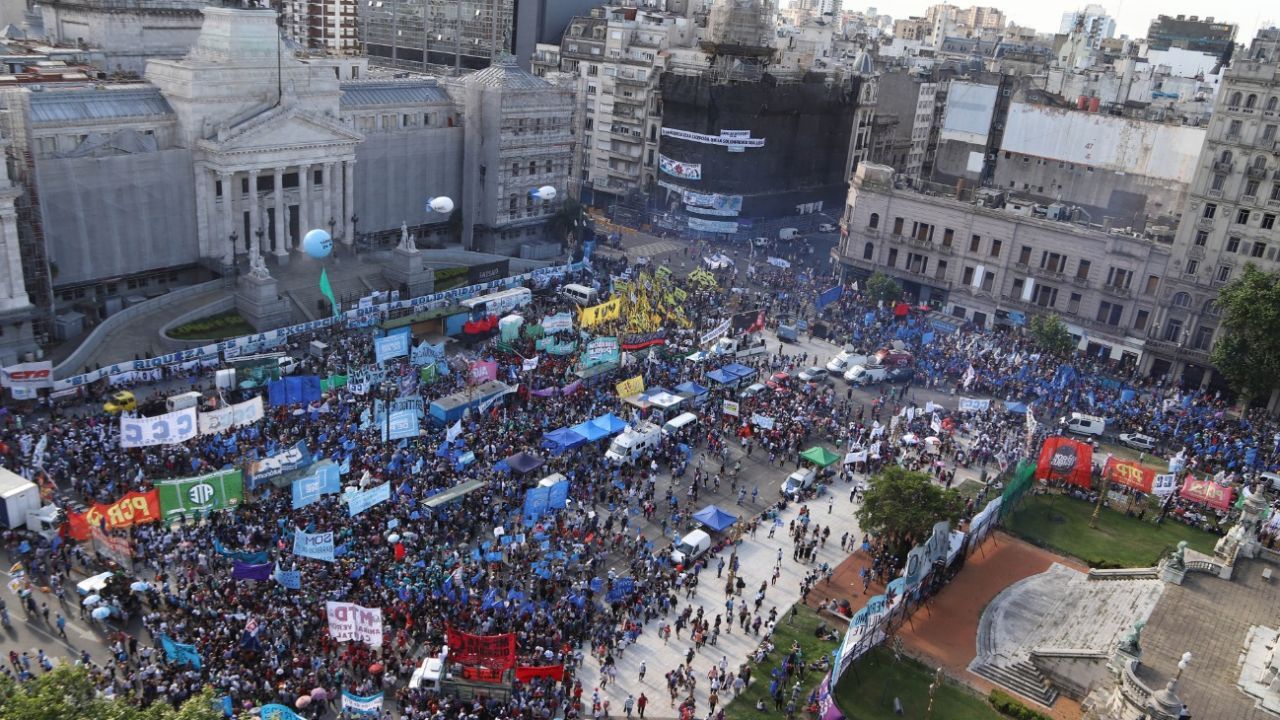 La Embajada de Estados Unidos aconseja a sus ciudadanos evitar ir a Plaza de Mayo
