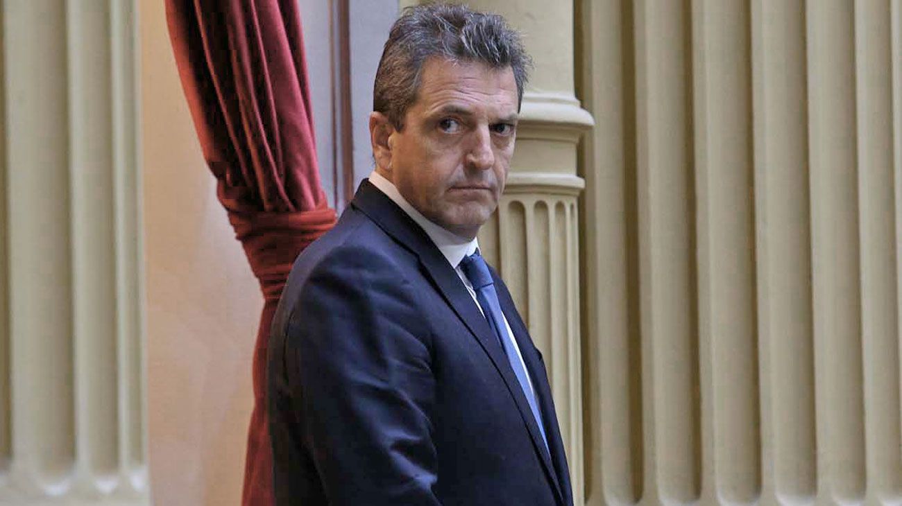 Milei cantó los cuarenta