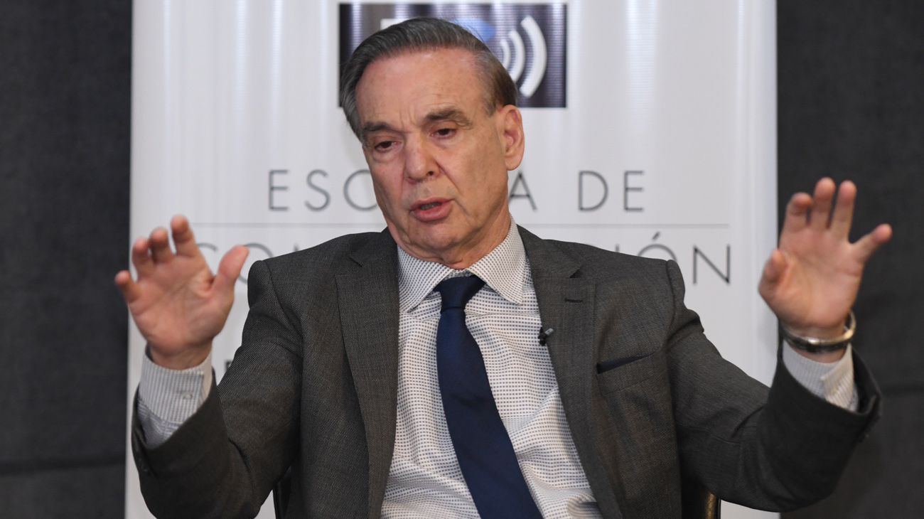 Pichetto, sobre la venta de drogas en las villas: "Habría que dinamitar, que vuele todo por el aire"