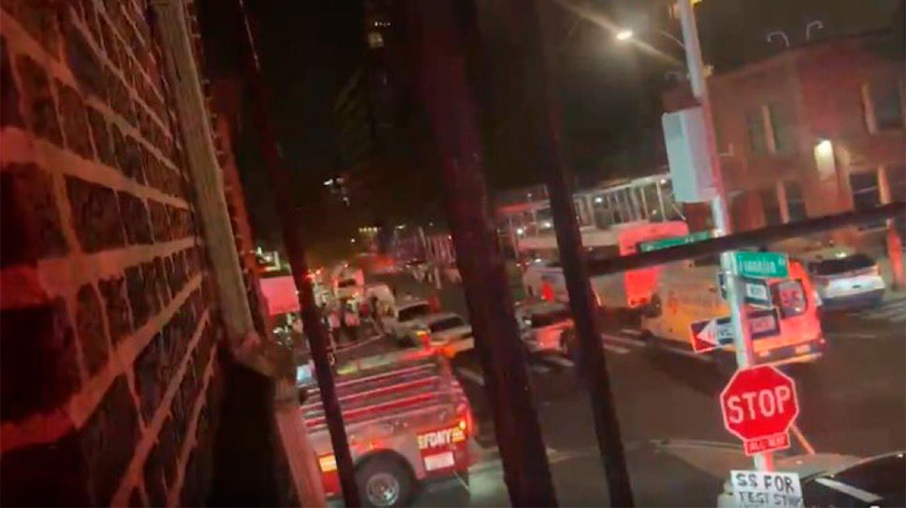 Tiroteo en restaurante de Brooklyn deja tres muertos y ocho heridos