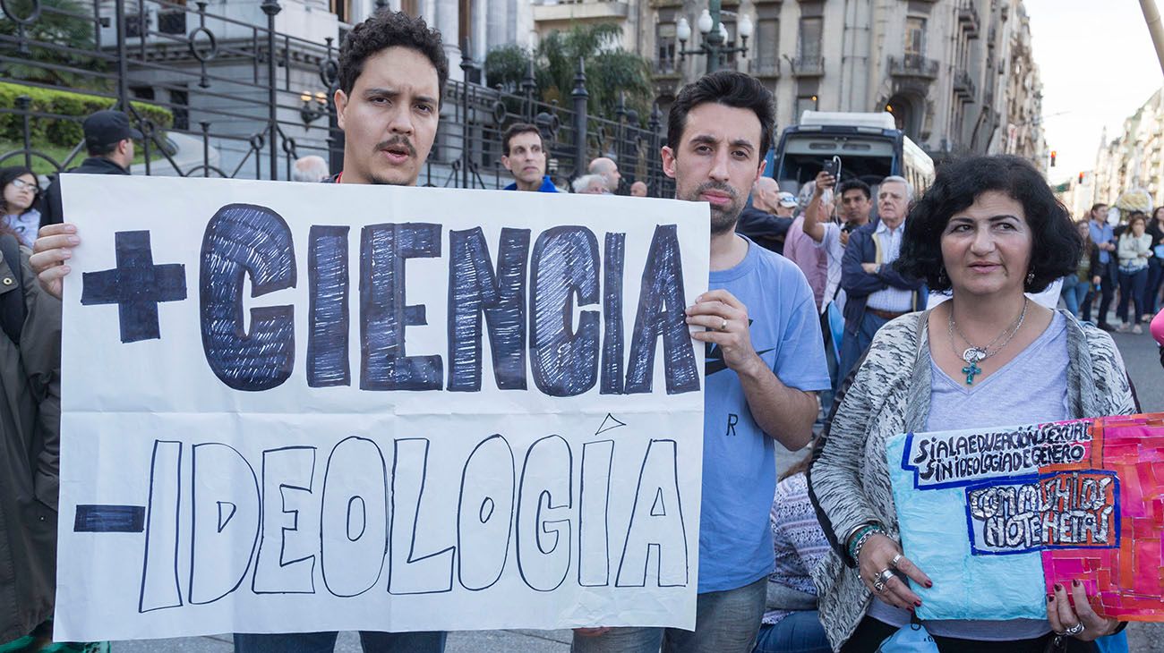 "Con mis hijos no te metas": así se manifestaron contra la ley de Educación Sexual Integral