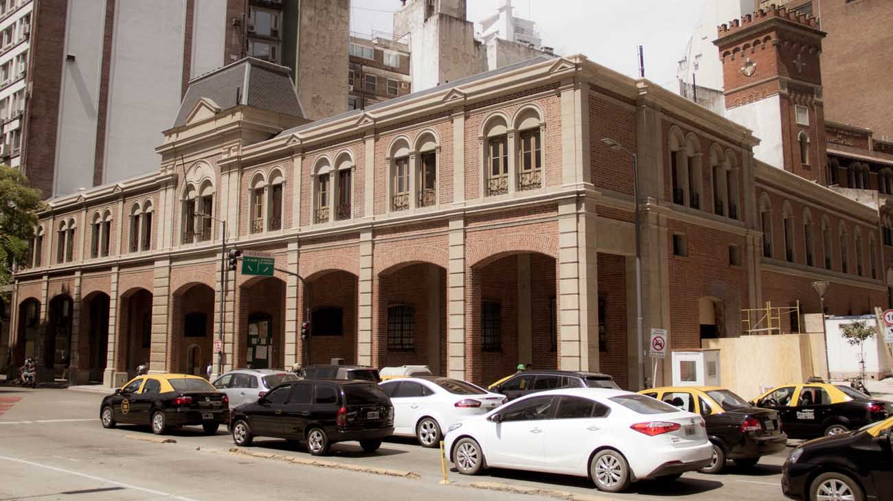 Inauguran el Mercado de los Carruajes con un evento de la gastronomía porteña