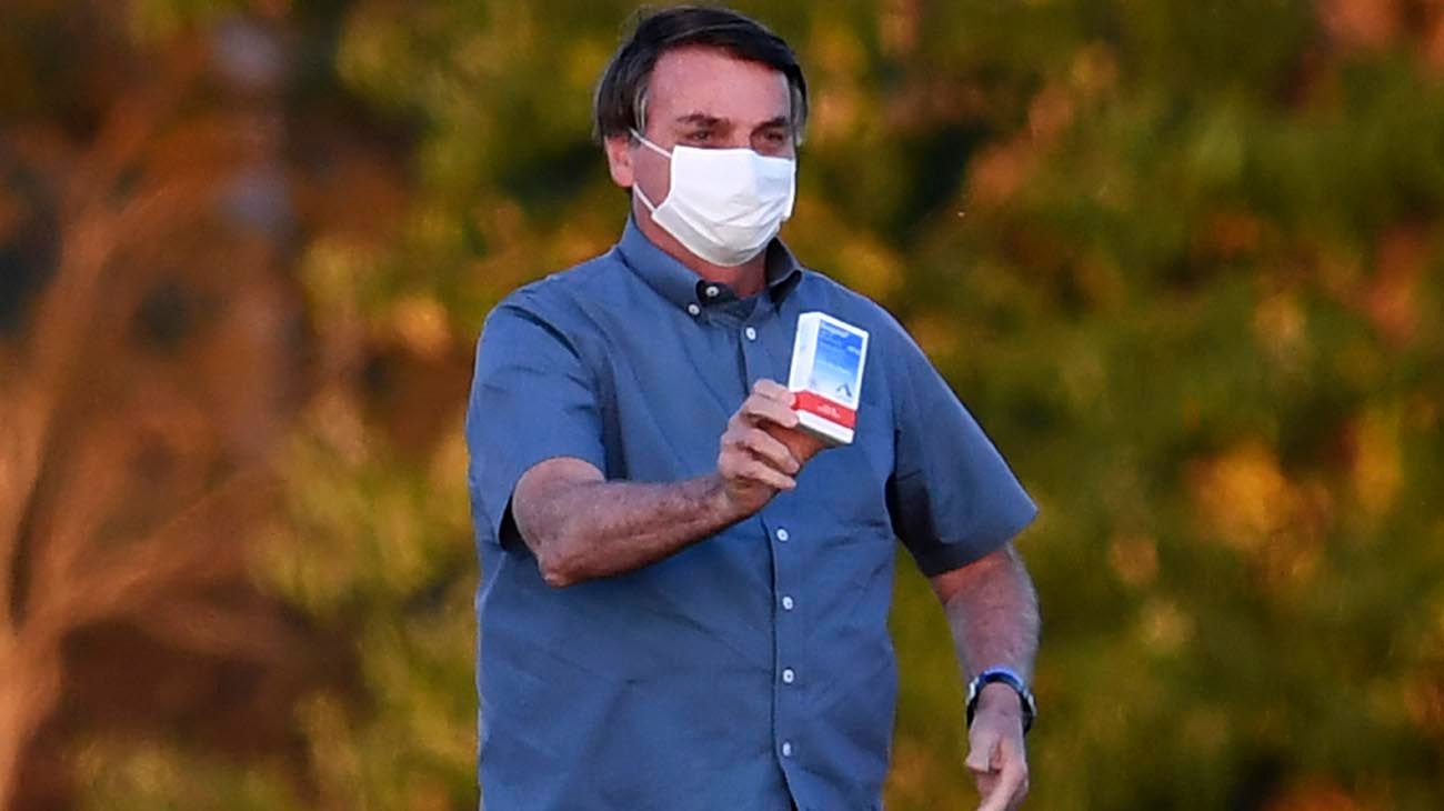 Lula cree que Bolsonaro "inventó el contagio de coronavirus para vender cloroquina"