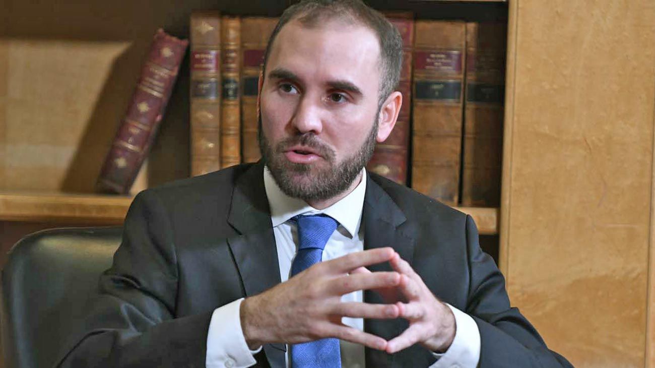 Apuesta por una ayuda del FMI para pasar el verano