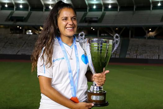 La cordobesa Daniela Díaz dirigirá en la Universidad Católica de Ecuador