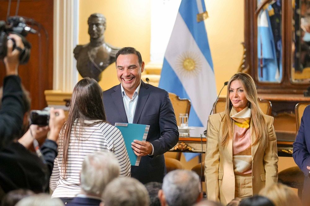 Banco de Corrientes: Laura Sprovieri defendió la solvencia y anunció ganancias récord de $79.000 millones en 2024