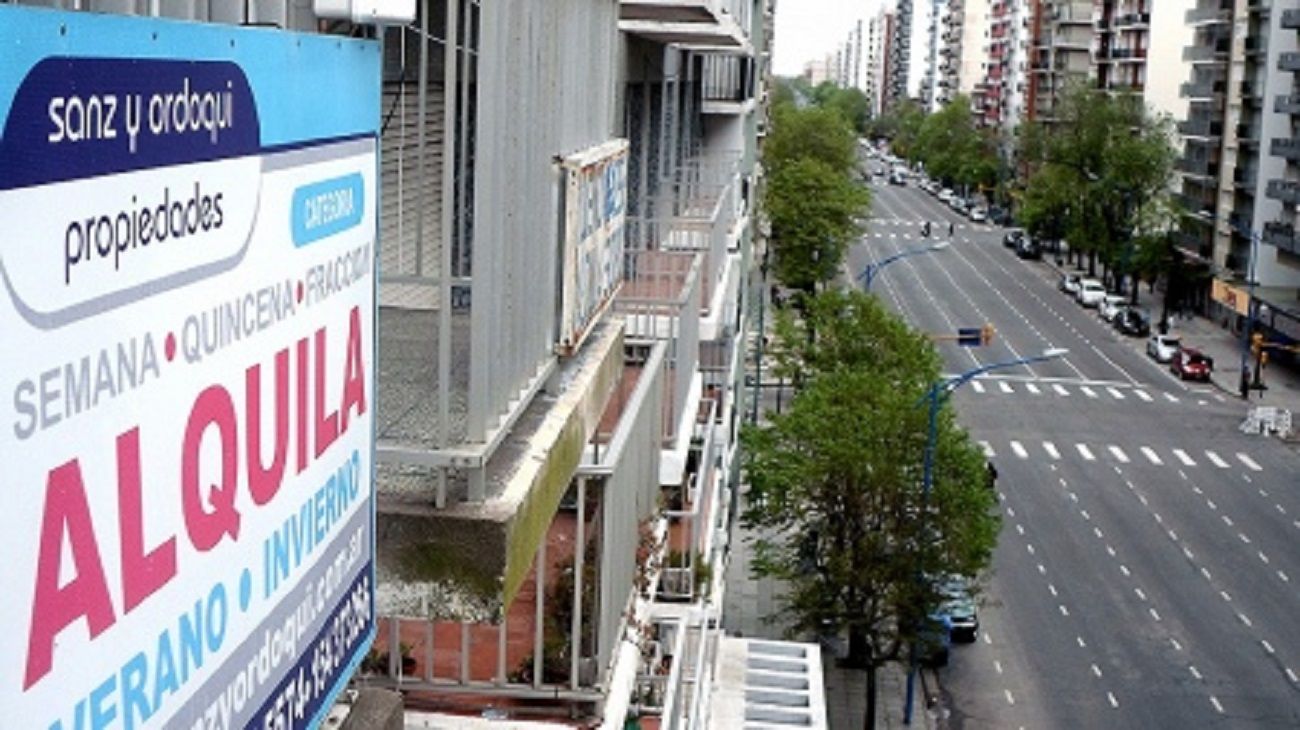 Milei anunció que derogará por DNU la Ley de Alquileres: cómo afectará a los inquilinos