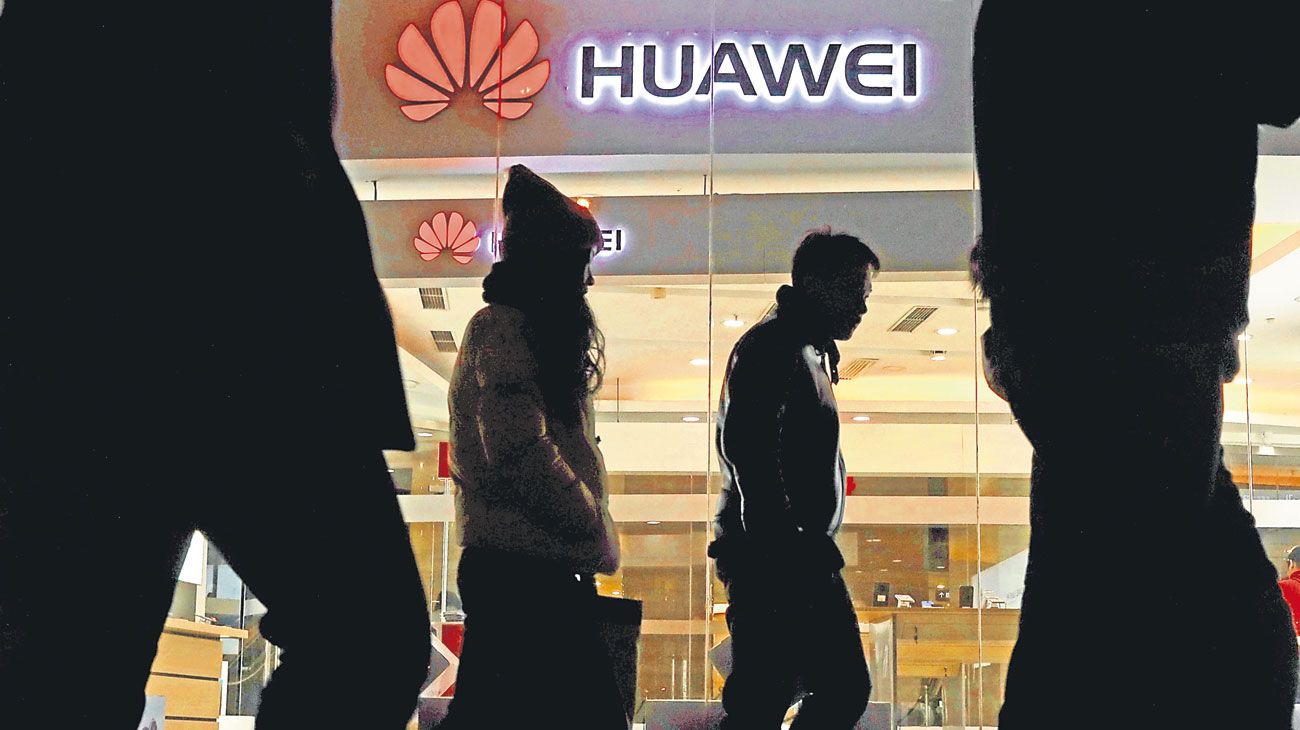 La Unión Europea acusa a Huawei de espiar para China
