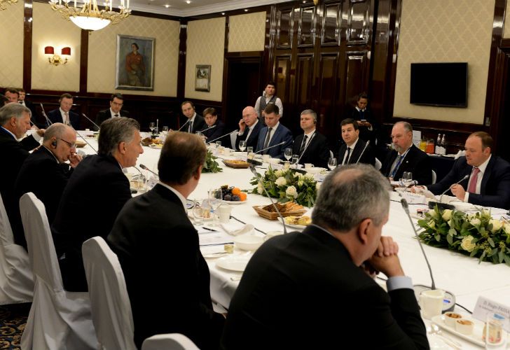 Cuánto dinero llegó al país desde que gobierna Macri