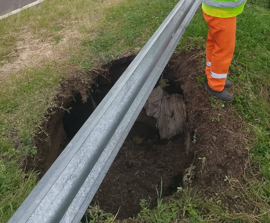 Socavón en Ruta 12: todos los desvíos vehiculares hacia Misiones y Corrientes Capital