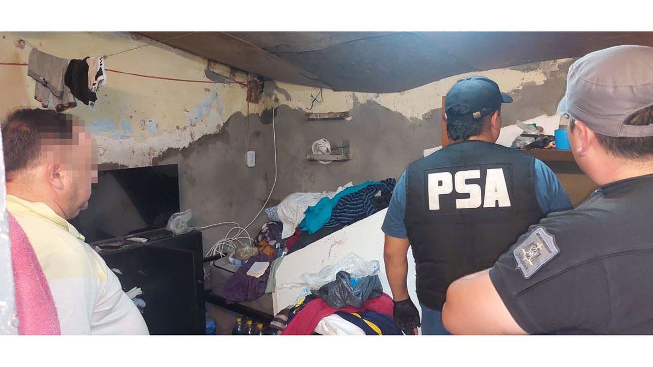 Simulan una visita oficial en un penal para llegar a la celda de un proxeneta