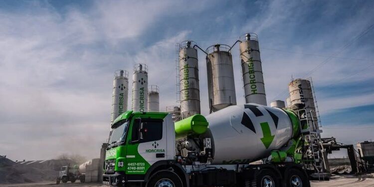 Fuerte jugada de Holcim: pone US$32 millones para quedarse con empresa clave del AMBA