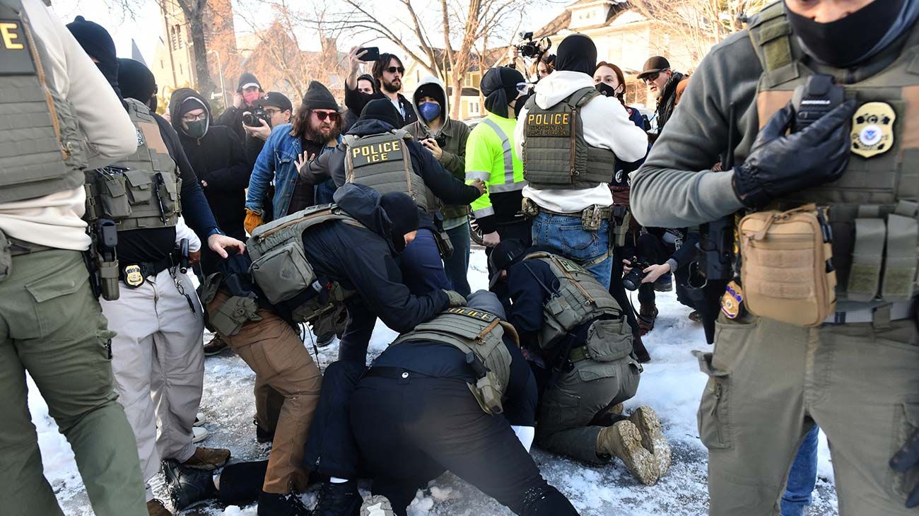 Minnesota demandó al gobierno de Donald Trump para frenar la "invasión" de agentes migratorios