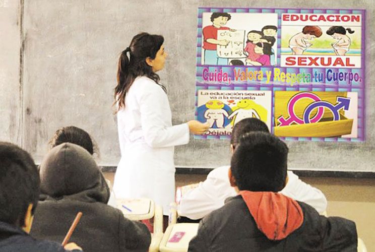 Educación sexual en las escuelas: un 98% menos de docentes capacitados