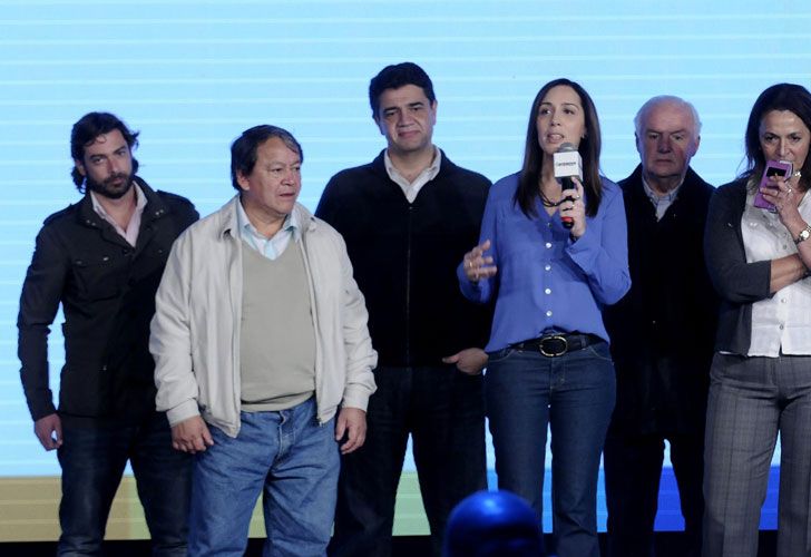 Massa se proclamó ganador y pidió un debate con "todos los líderes de la oposición"