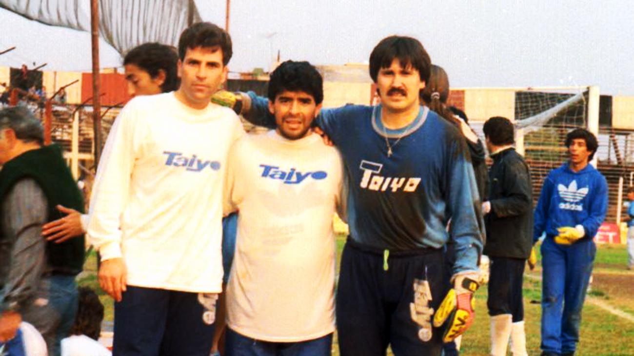 El compinche de Maradona en "Cebollitas" cuenta cómo era y comó jugaba a los 10 años