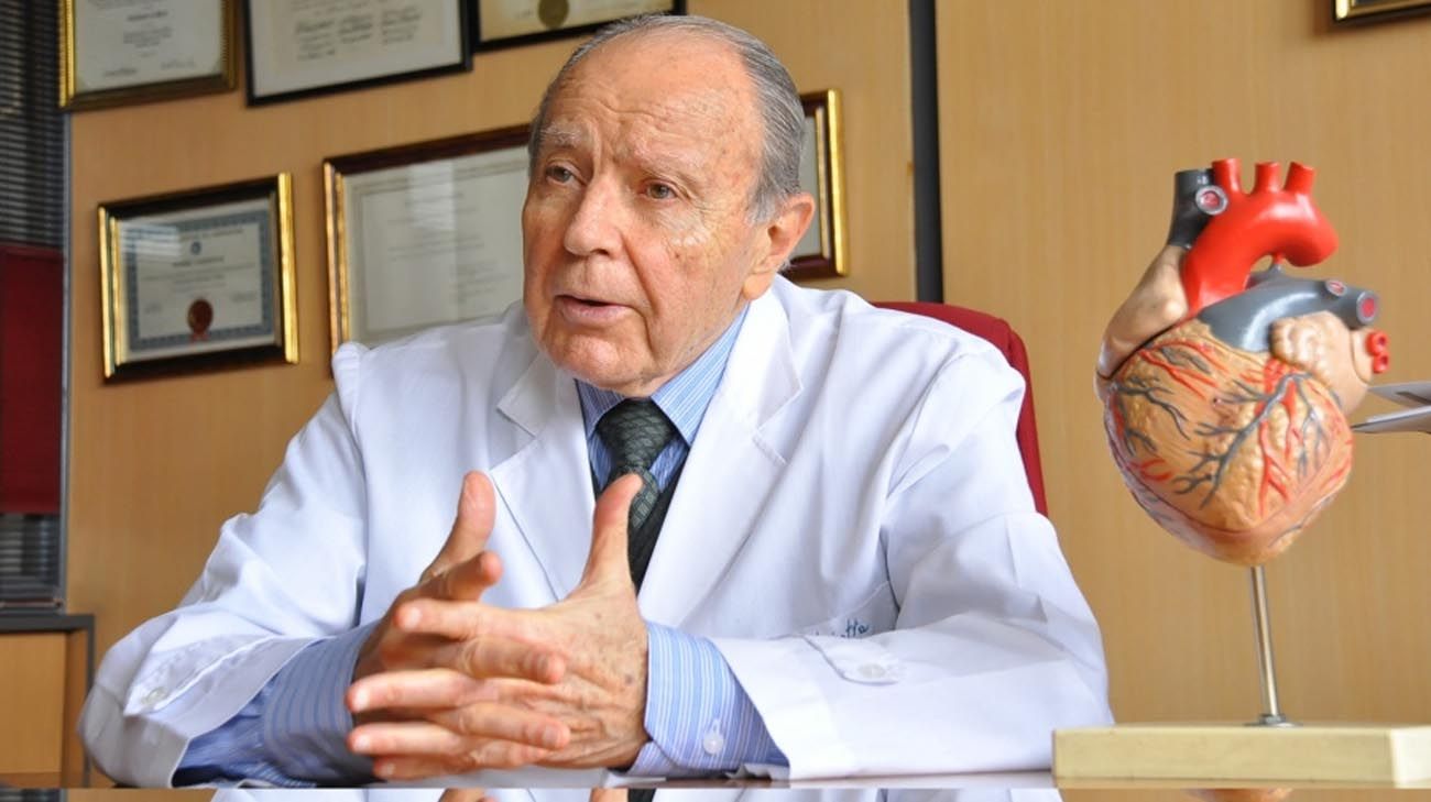 Murió Domingo Liotta: creador del primer corazón artificial y médico personal de Perón