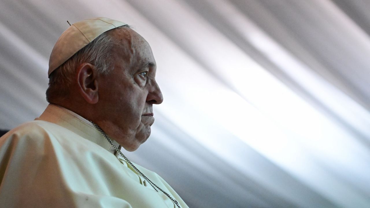 Papa Francisco: llorarlo es poco
