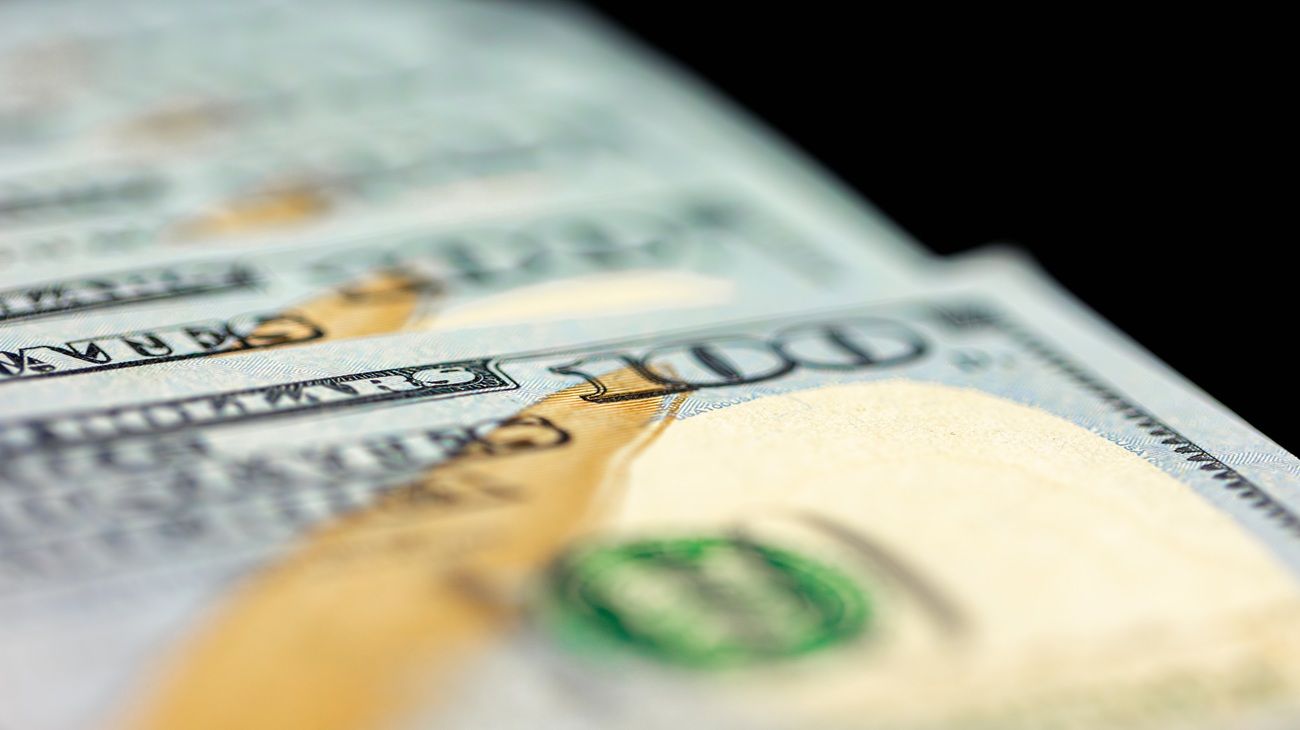 Federico Vacarezza analizó el dólar estable: "El superávit comercial tiene un costo en la economía"