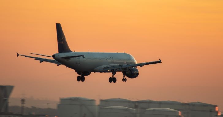 Condenaron a una aerolínea a devolver el valor de los pasajes no usados por la pandemia