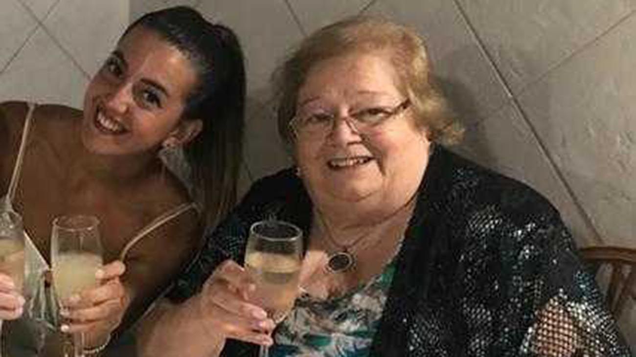 Pilar Arroyo: cocinera eximia a los 83 y la abuela más pendiente