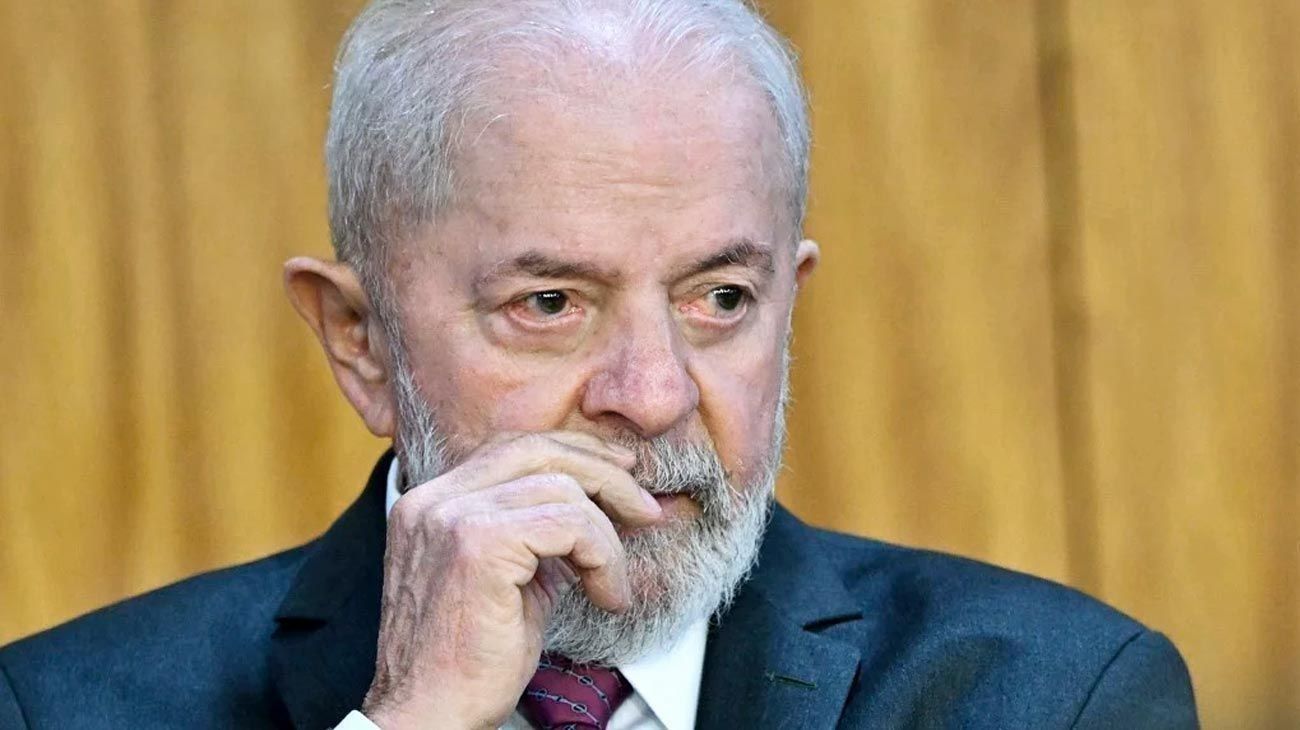 De la Barra: "Lula da Silva propone una moneda común para los BRICS, un desafío al dólar estadounidense"