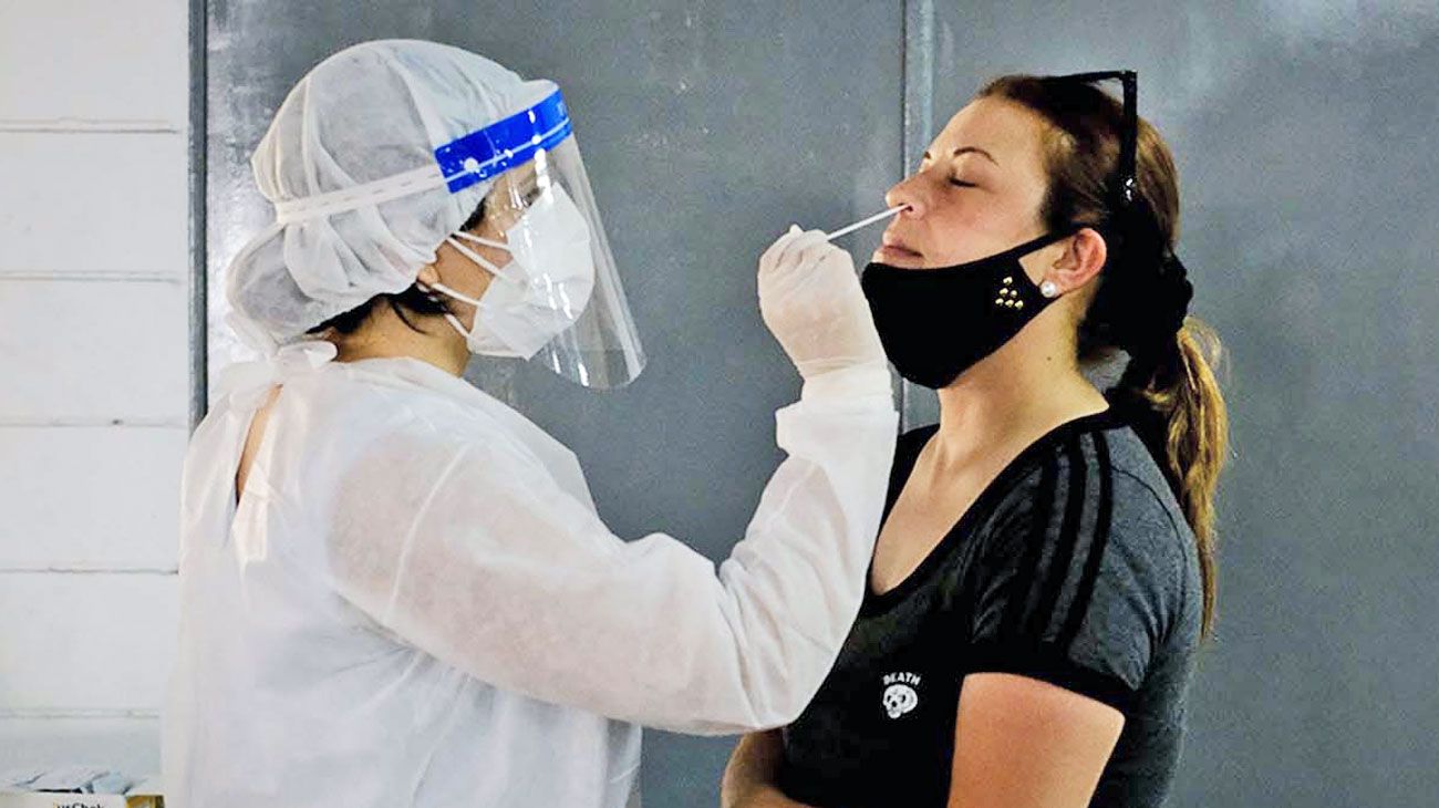 ‘Niebla mental’: qué se sabe del síntoma más común de covid largo