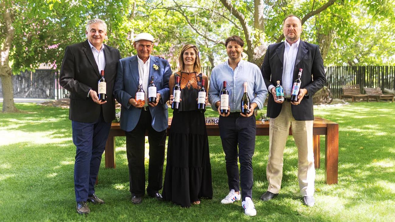 Gin, vermut y ediciones limitadas de sus grandes vinos: La apuesta innovadora de Bodegas Bianchi