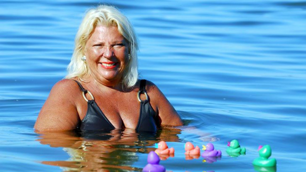 Tras su reconciliación, Elisa Carrió "alinea sus patitos" con Mauricio Macri