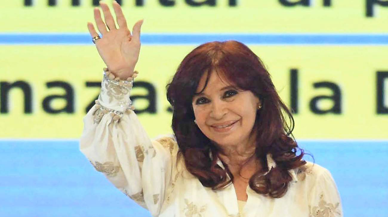 Un esperpento político cultural