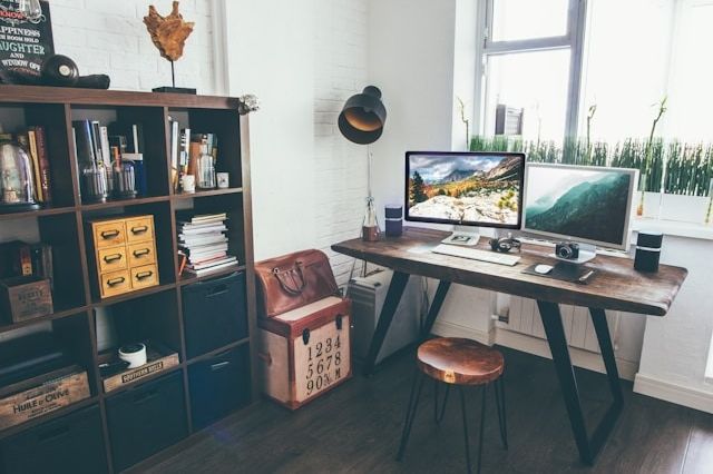 La guía definitiva para armar tu espacio de trabajo y gaming sin resignar salud ni estilo