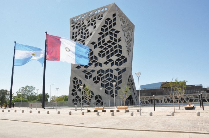 Córdoba: la Provincia anunció que cumplirá con los vencimientos de títulos de deuda