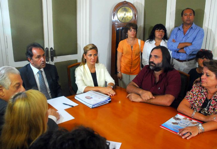 Los docentes dijeron que "la propuesta del gobierno de Scioli es inaceptable"